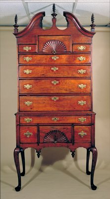 Dokumentasi “Chest of Drawers”; Cherry, white pine, and brass (handles). Minneapolis Institute of Art.
