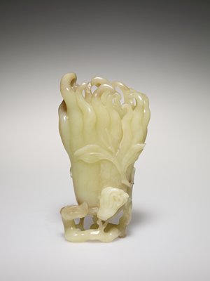 Dokumentasi “Vase”; Yellow jade. Minneapolis Institute of Art.