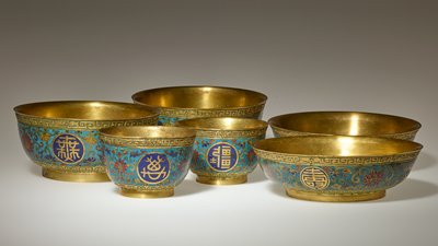 Dokumentasi “Set of four bowls and two cups”; Cloisonné. Minneapolis Institute of Art.