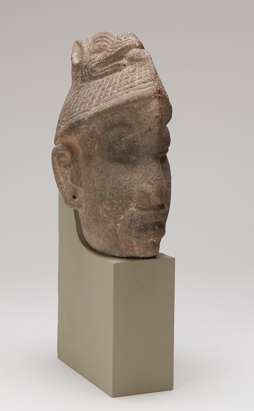 Hacha, c. 600–900 CE