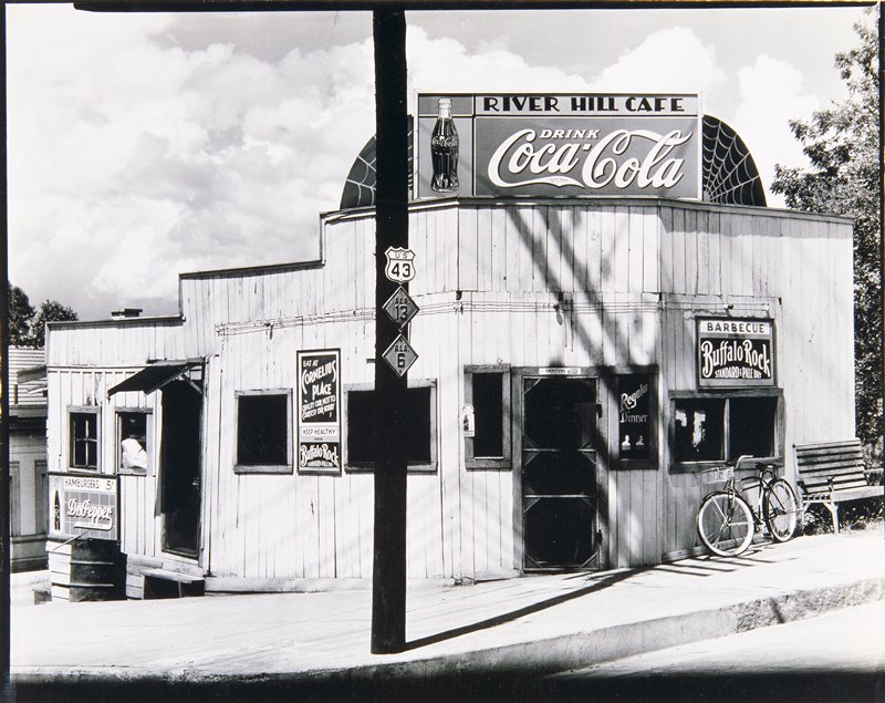 Roadside Restaurant, Alabama, Walker Evans, 1936