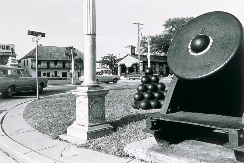 Civil War Seacoast Mortar, St. Augustine, Florida, Lee Friedlander, 1973