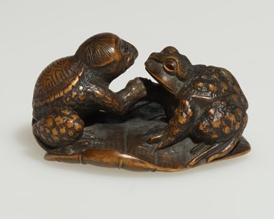 Dokumentasi “Kappa and toad hand-wrestling on a leaf”; Boxwood. Minneapolis Institute of Art.