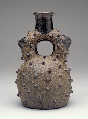Dokumentasi “Vessel”; Ceramic. Minneapolis Institute of Art.