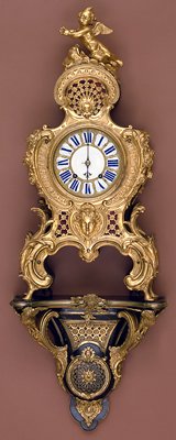 Dokumentasi “Wall clock with bracket”; Gilt bronze, tortoise shell, brass marquetry, wood. Minneapolis Institute of Art.