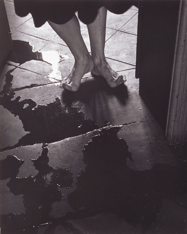 Threshold, Manuel Álvarez Bravo, 1947