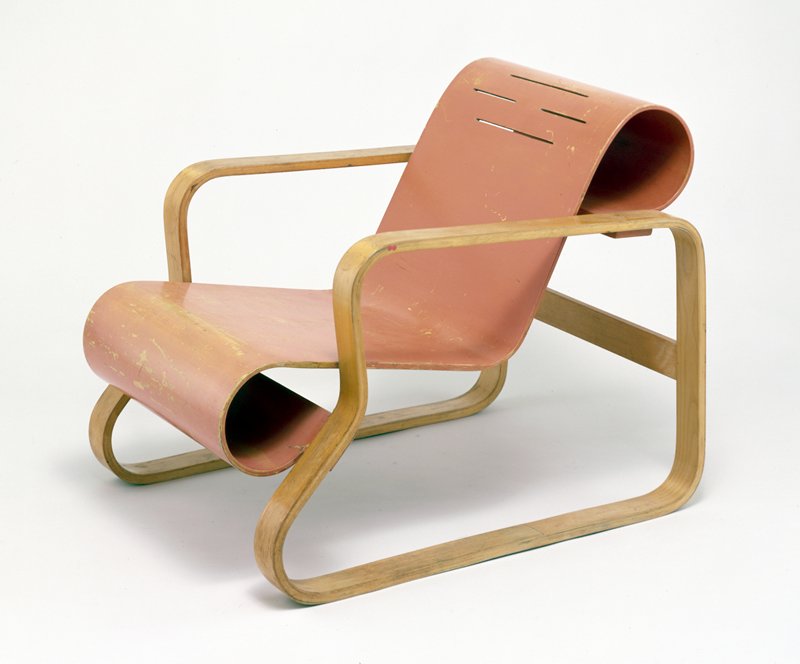 Paimio chair by Designer: Alvar Aalto