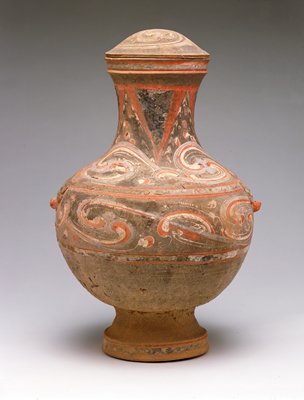 Dokumentasi “Hu (covered storage jar)”; Earthenware with traces of pigment. Minneapolis Institute of Art.