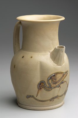 Dokumentasi “Ewer”; Dongguan ware (Changsha region) Stoneware with aquatic bird motifs painted in green and brown under clear glaze. Minneapolis Institute of Art.