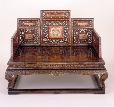 Dokumentasi “Imperial throne”; Polychrome lacquer over a softwood frame. Minneapolis Institute of Art.