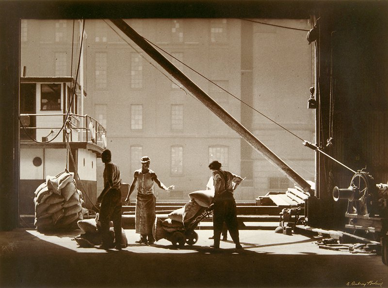 Dock Workers, Pratt Street, A. Aubrey Bodine, 1925