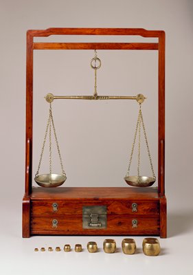 Dokumentasi “Balance”; Huang-hua-li hardwood and pai tung hardware. Minneapolis Institute of Art.