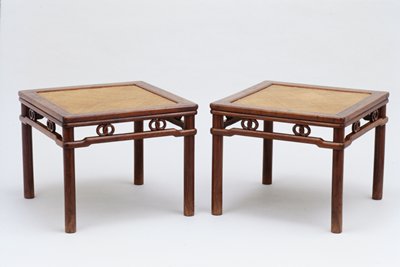 Dokumentasi “Stool”. Minneapolis Institute of Art.
