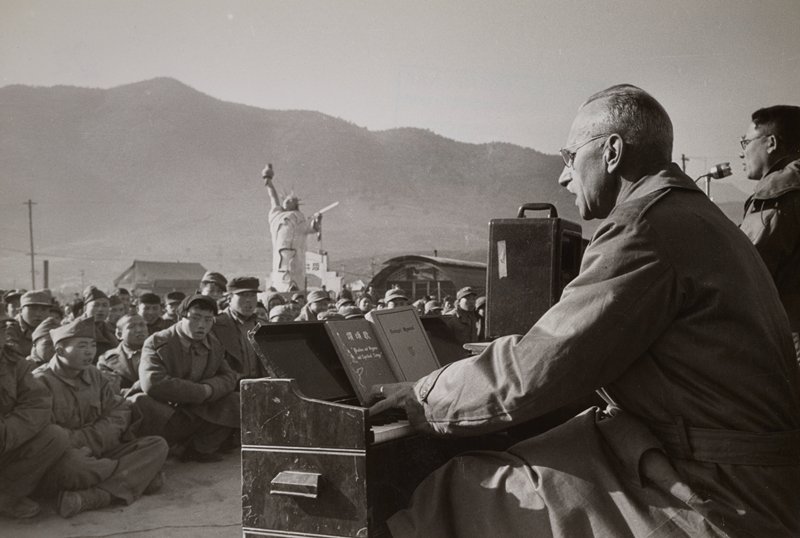 Speech, Koje-do, South Korea, Werner Bischof, 1952