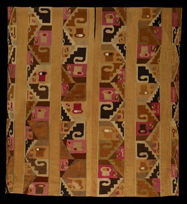 Dokumentasi “Tunic”; Cotton, camelid fiber. Minneapolis Institute of Art.