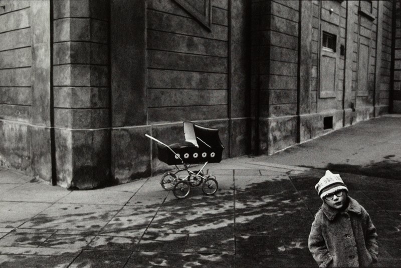 Untitled [child wearing glasses], Paul Ickovic, 1980