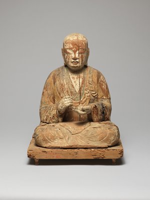 Dokumentasi “Hachiman in the Guise of a Buddhist Monk”; Japanese cypress with polychrome. Minneapolis Institute of Art.