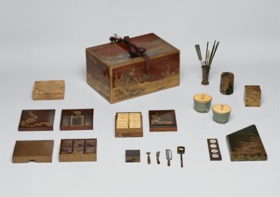 Dokumentasi “Box and assorted implements for the incense game”. Minneapolis Institute of Art.