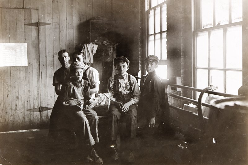 Untitled, Lewis W. Hine, 1908