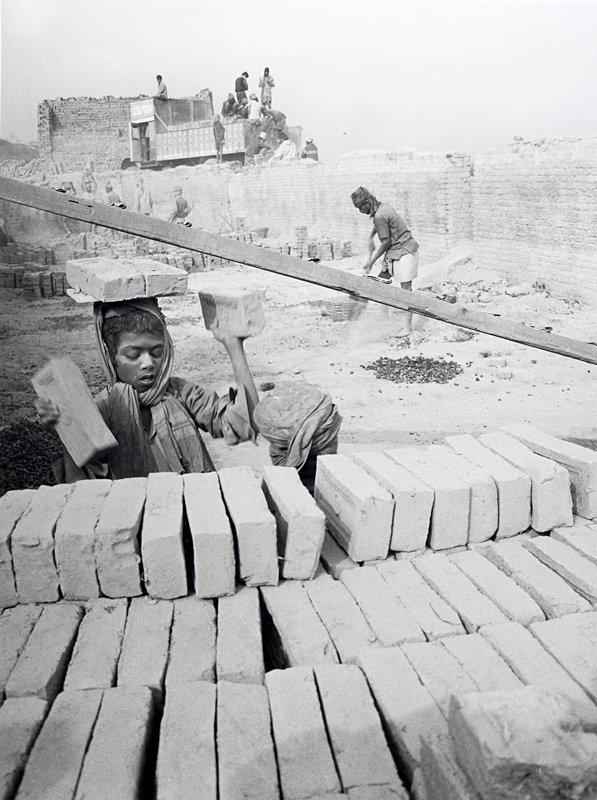 Brick Worker, Kathmandu, Nepal, David Parker, 1993