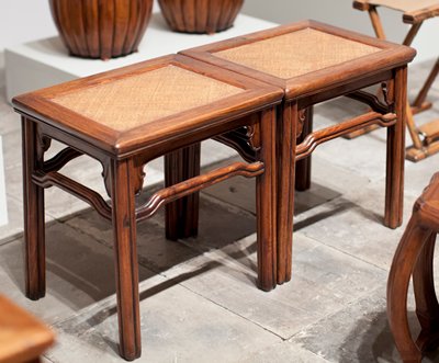 Dokumentasi “Recessed-Leg Rectangular Stool”. Minneapolis Institute of Art.