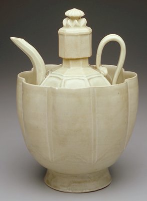 Dokumentasi “Wine Ewer and Basin”. Minneapolis Institute of Art.