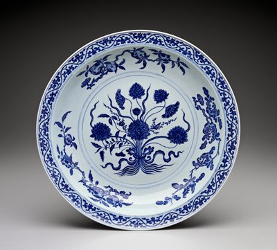 Dokumentasi “Dish”; Porcelain with blue decor under clear glaze. Minneapolis Institute of Art.