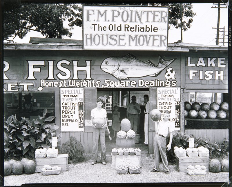 Roadside Stand, Vicinity Birmingham, Alabama, Walker Evans, 1936