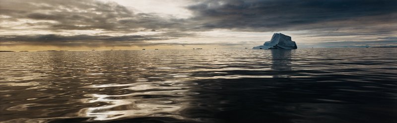 Icebergs in Labrador Current, off West Central Greenland, Stuart D. Klipper, 1990