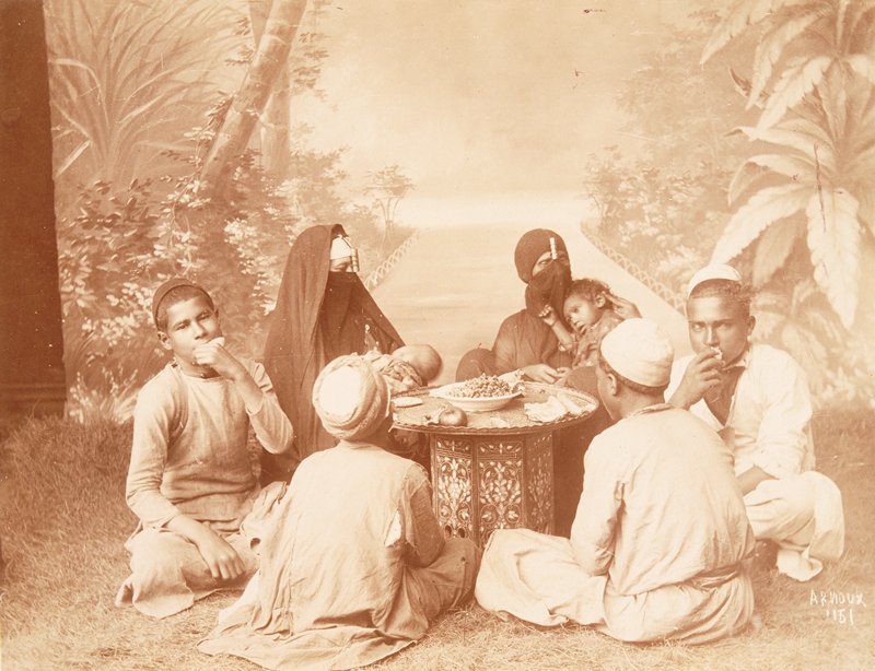 Meal of Arab women and children, Hippolyte Arnoux, 19th century