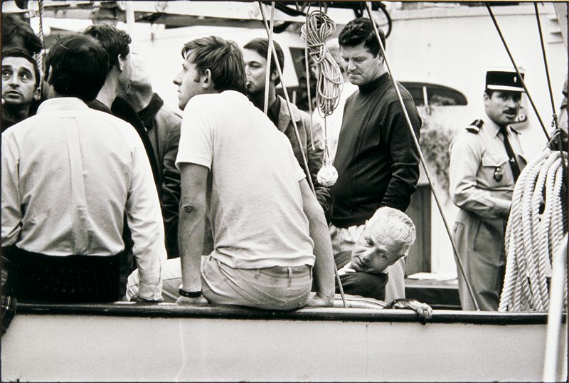 Monkey Paw, St. Tropez, Elliott Erwitt, 1968 (printed 1977)