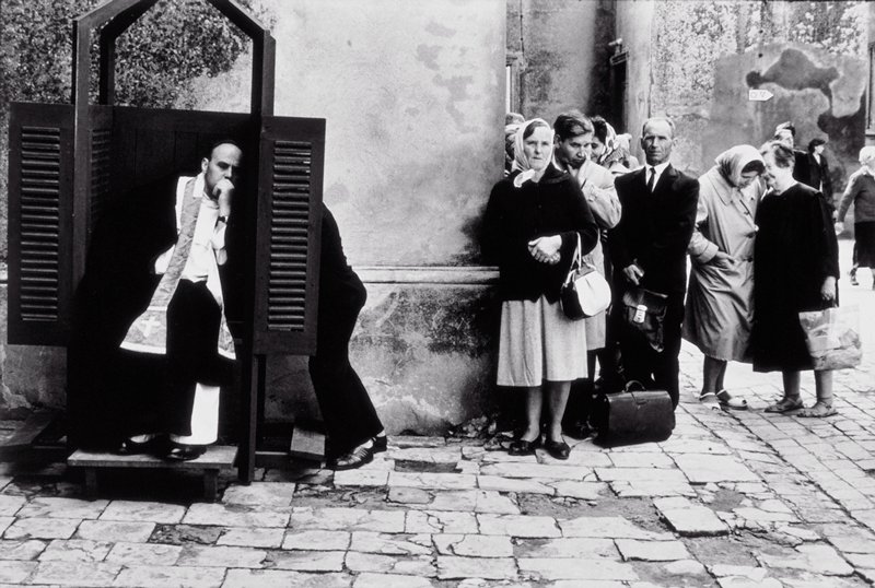 Confessional, Czestochowa, Poland, Elliott Erwitt, 1964 (printed 1977)