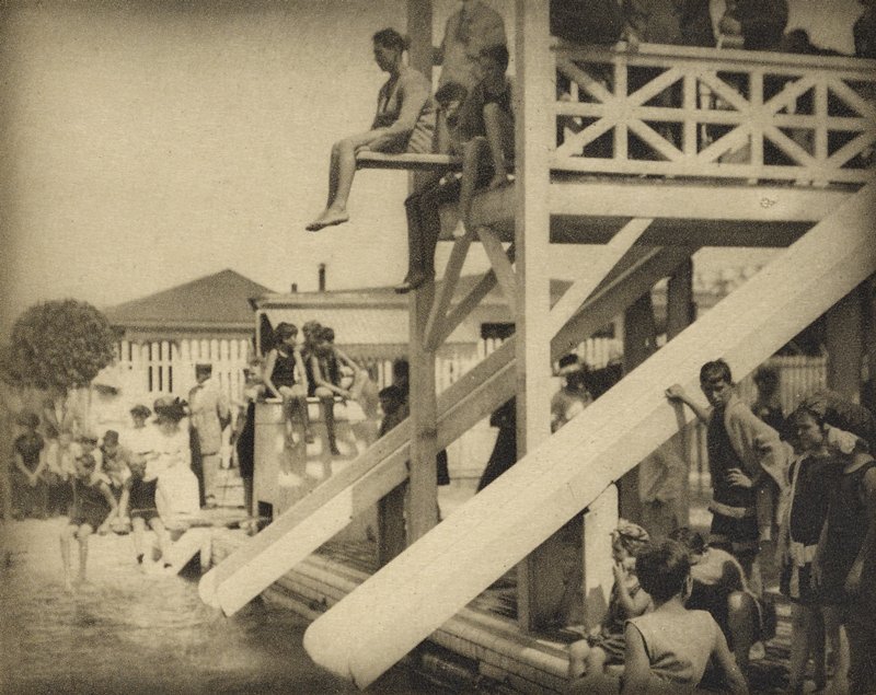 The Pool-- Deal, Alfred Stieglitz, October 1911