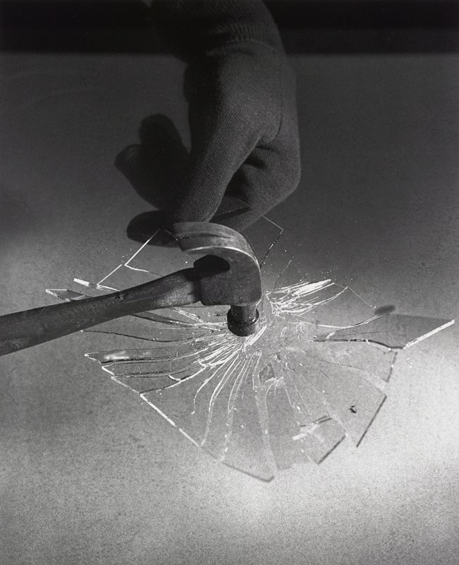 Hammer Breaks Glass Plate, Harold E. Edgerton, 1933