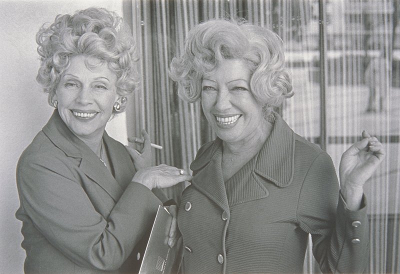 Sisters, Miami Beach, Jonas Dovydenas, 1972