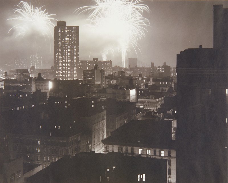 Untitled [Brooklyn Bridge Centennial Celebration, New York], Jed Devine, 1983