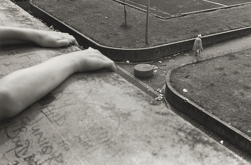 Divis Flats, Belfast, Gilles Peress, 1981 (printed 1991)