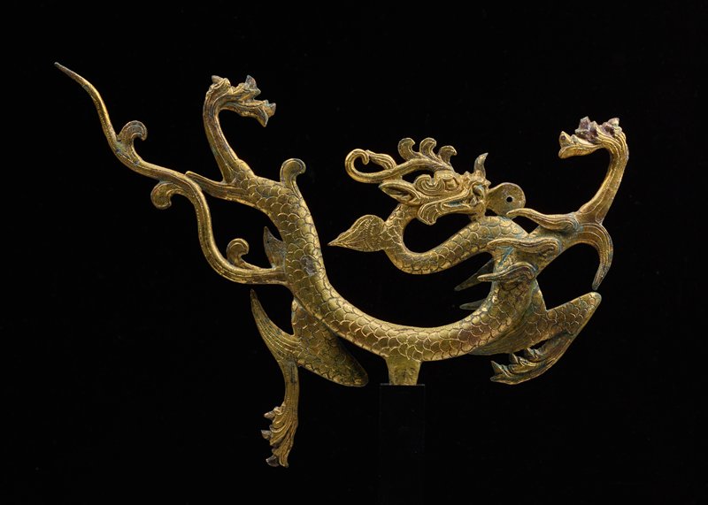 Flying Dragon, one of a pair, 7th-10th century