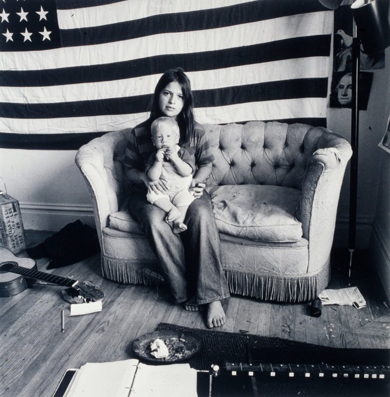 Kathleen and Max Demian Goldman, ages 22 and 1 year, Cole Street, Elaine Mayes, August 16, 1968