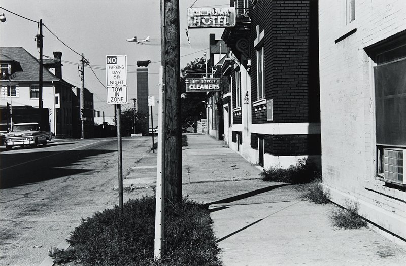 Plane over Bull, Kansas City, Missouri, Lee Friedlander, 1963 (повторный отпечаток 1973)