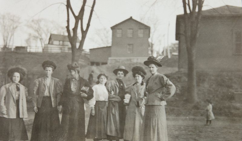 Untitled, Lewis W. Hine, 1909