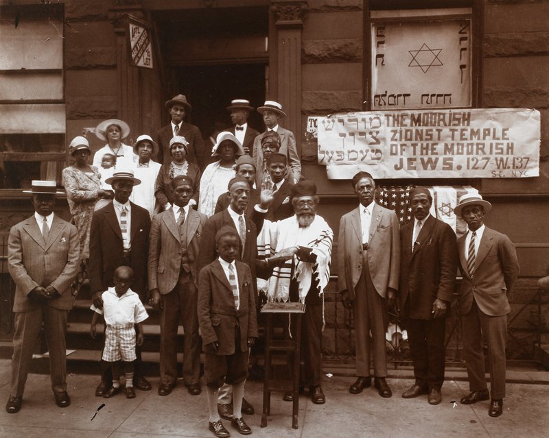 Black Jews, Harlem, James Van Der Zee, 1929 (printed 1974)