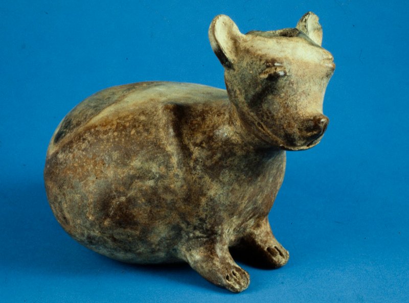Seated dog, 250 BCE–200 CE
