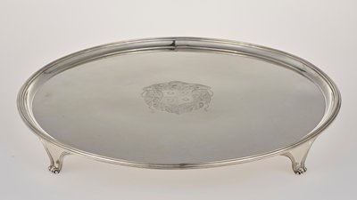 Dokumentasi “Anggota kelompok terkait: Salver, one of a pair (81.15.2)”. Minneapolis Institute of Art.