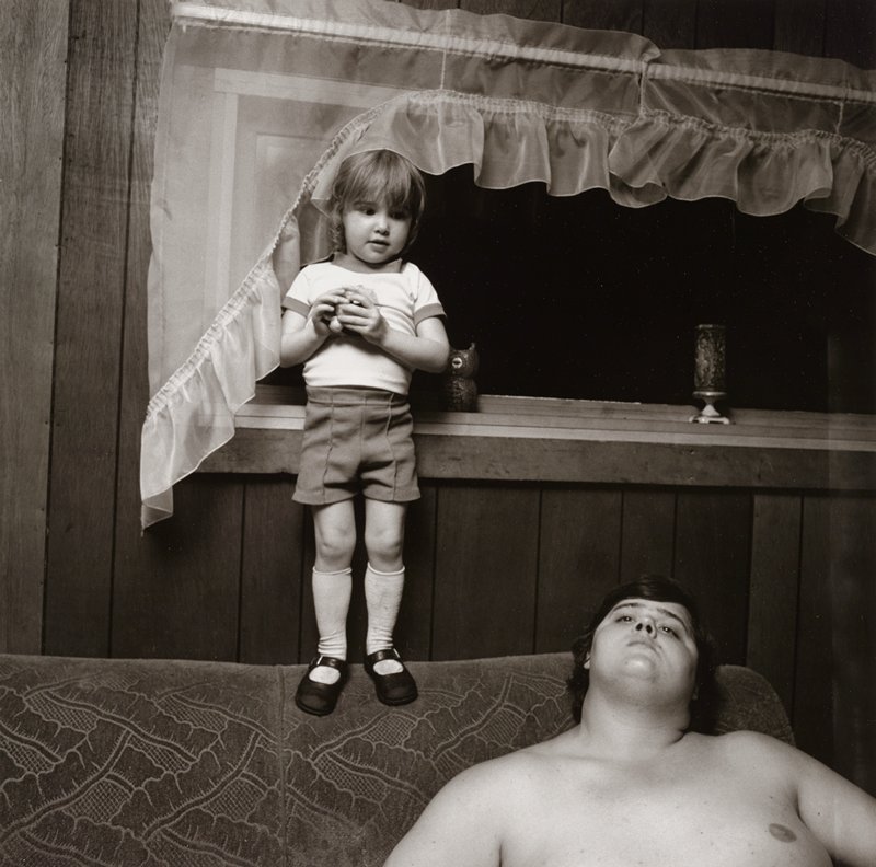 Count and Kelly, Martins Creek, Pennsylvania by Larry Fink