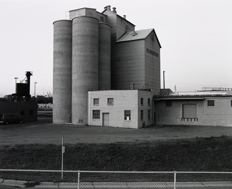 Hiawatha Elevator, Minneapolis, Gary L. Hallman, 1976