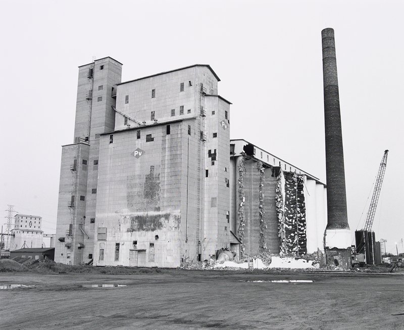 Peavey Elevator (Great Northern Line), Minneapolis, Gary L. Hallman, 1976