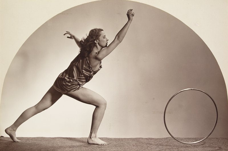 The Silver Hoop, Venning P. Hollis, 1944