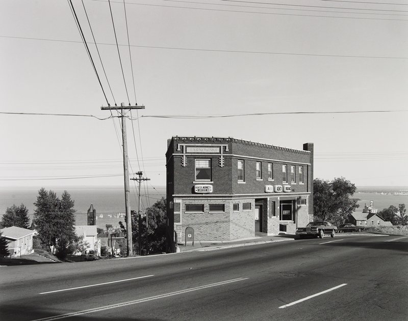 Tarnowski Building, Duluth, Minnesota, Frank W. Gohlke, 1977