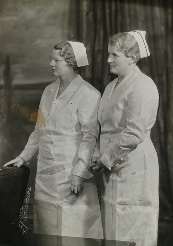 Untitled (two nurses in profile), James Van Der Zee, 1934
